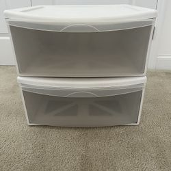 Plastic Storage Bins / Stackable 