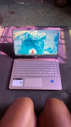 TOUCHSCREEN HP Laptop