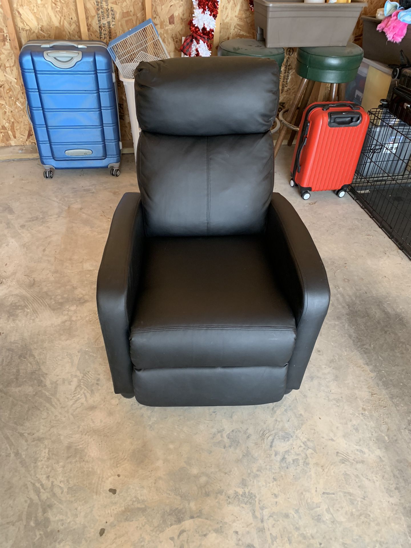 Black Couch (Recliner)