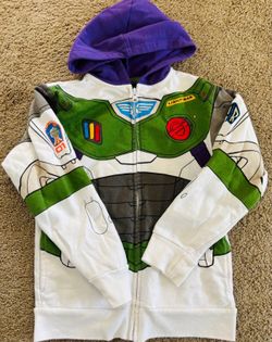Kids Buzz light year — size small