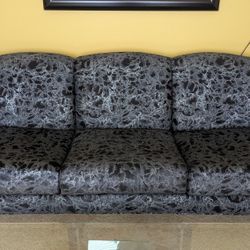 Chez Del Sofa