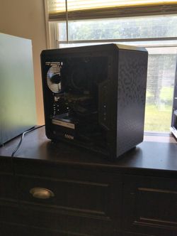 Custom Gaming PC (Summer Deals!)