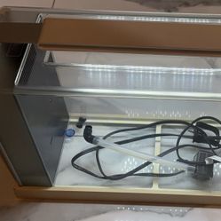 5 Gal Fish Tank 