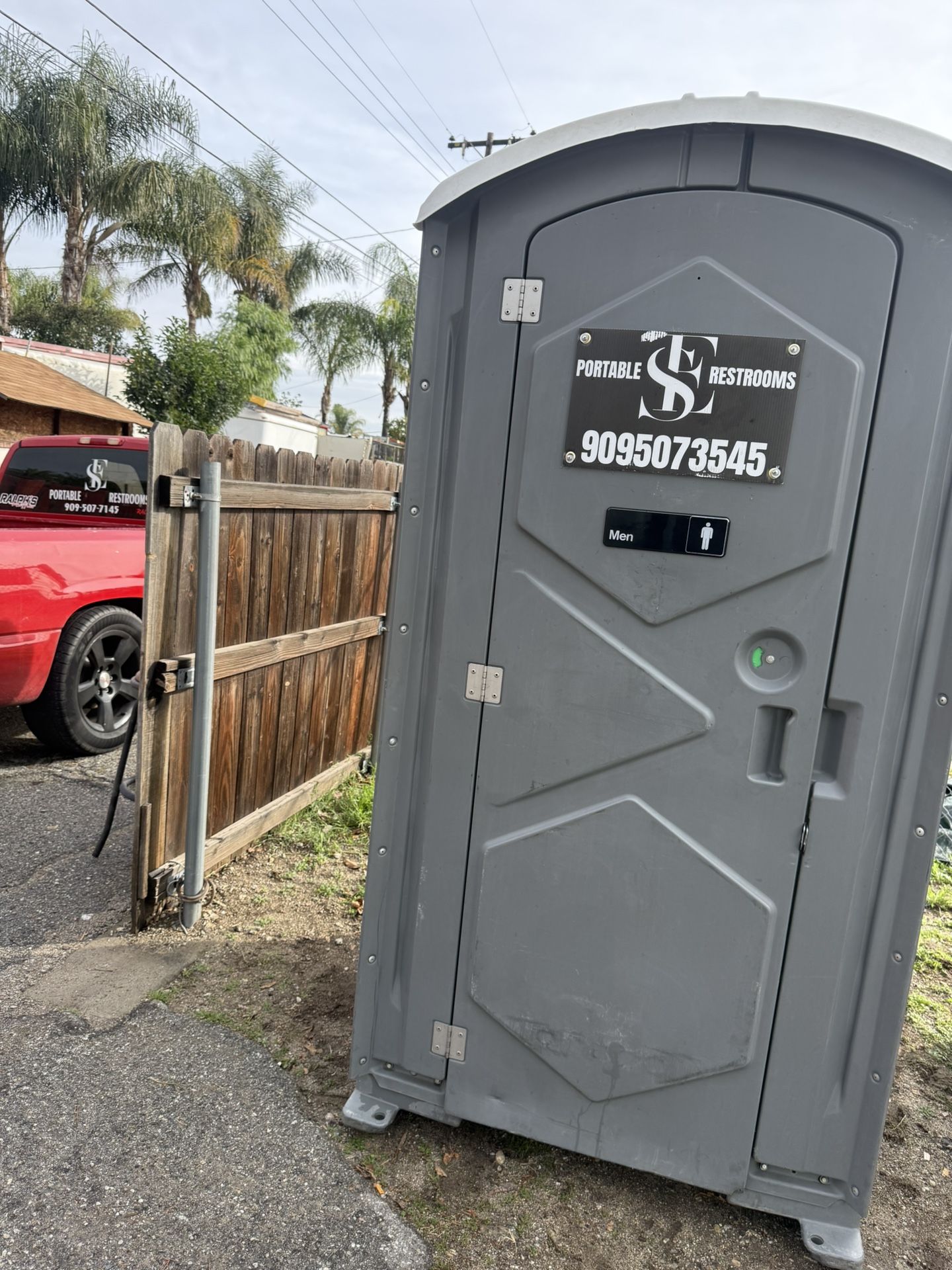 Portable Restrooms Toilets