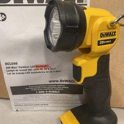 Dewalt 20v Flashlight (tool Only)