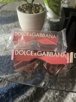 Brand new Dolce &Cabbana Sun Glasses