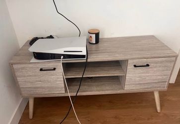 TV Stand / Perfect Condition