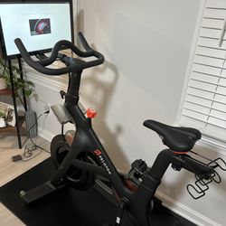 Peloton Bike