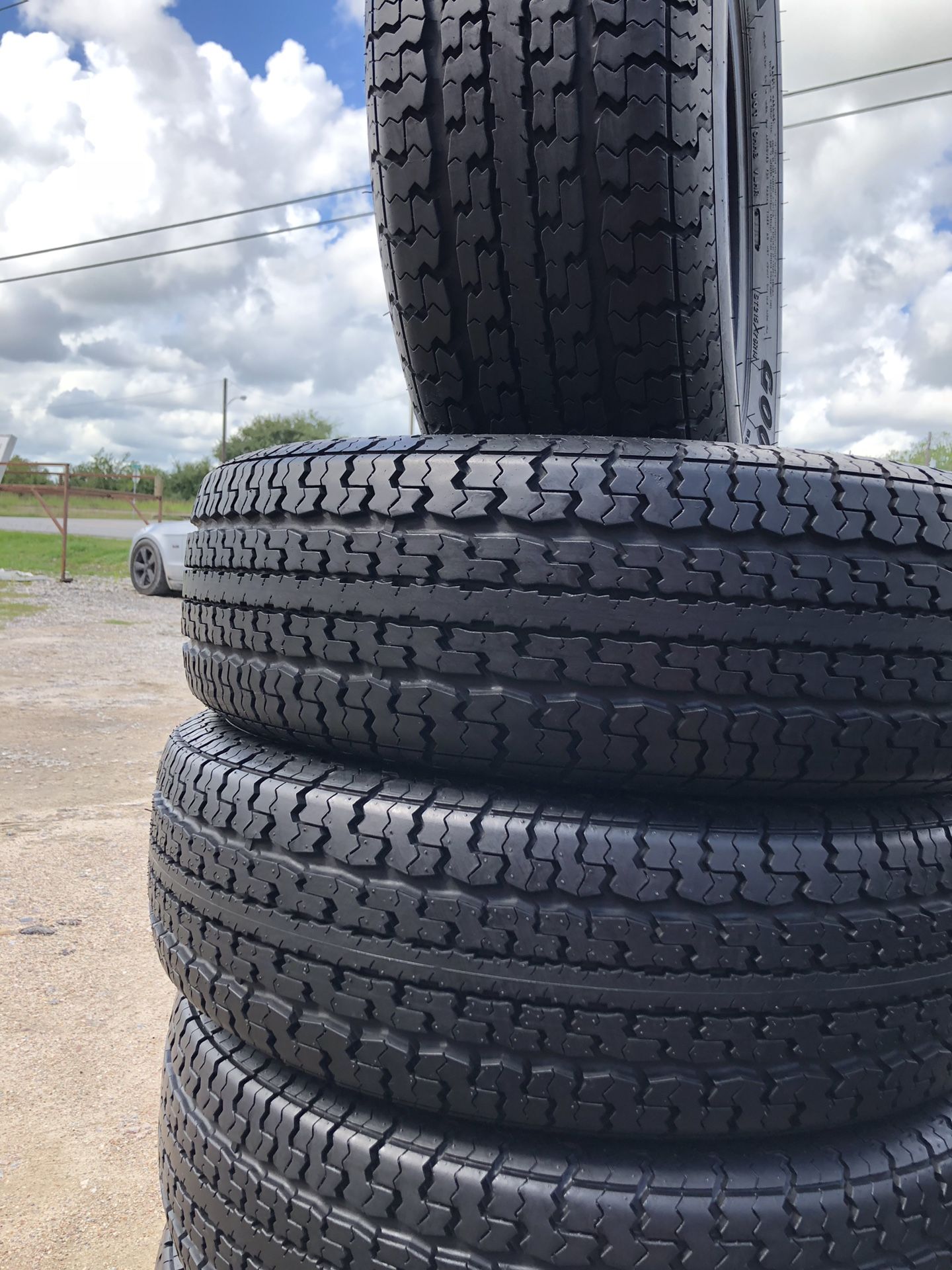 2157514 GOODYEAR TRAILER TIRES for Sale in Fresno, TX OfferUp