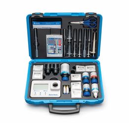 Hanna Instruments Marine Master Multiparameter Photometer Kit