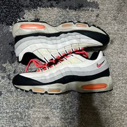 Air Max 95  “Hot Lava” 