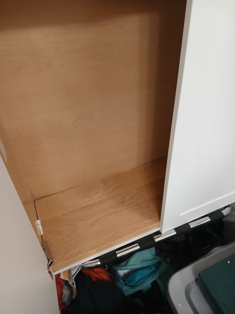 CABINET    AND  PEDISTOOL WITH FAUCET