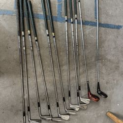 Titliest Achushnet 2-PW 