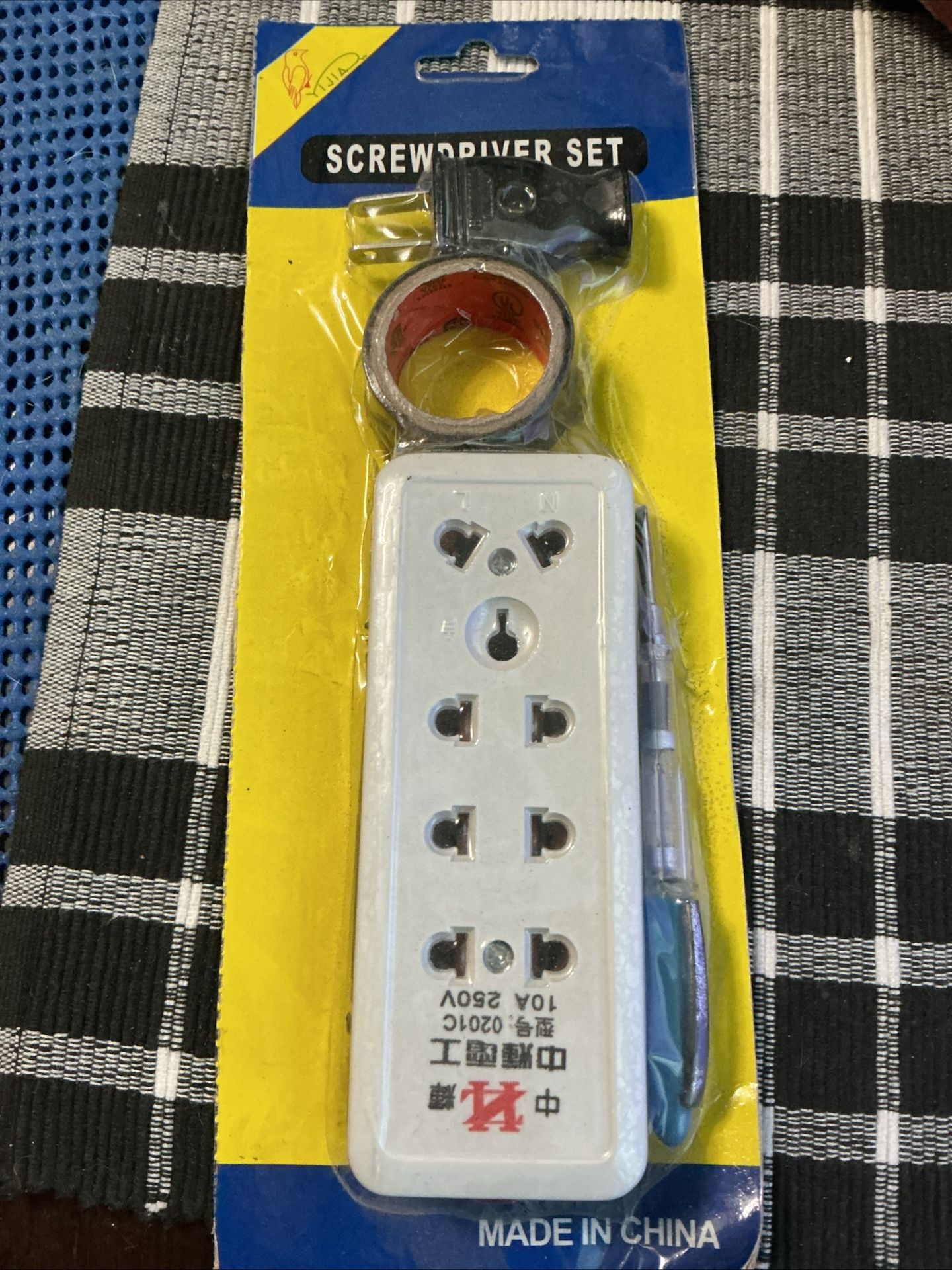 Extension Cord Kit Great For Flea Market Tables.