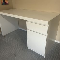 White Desk