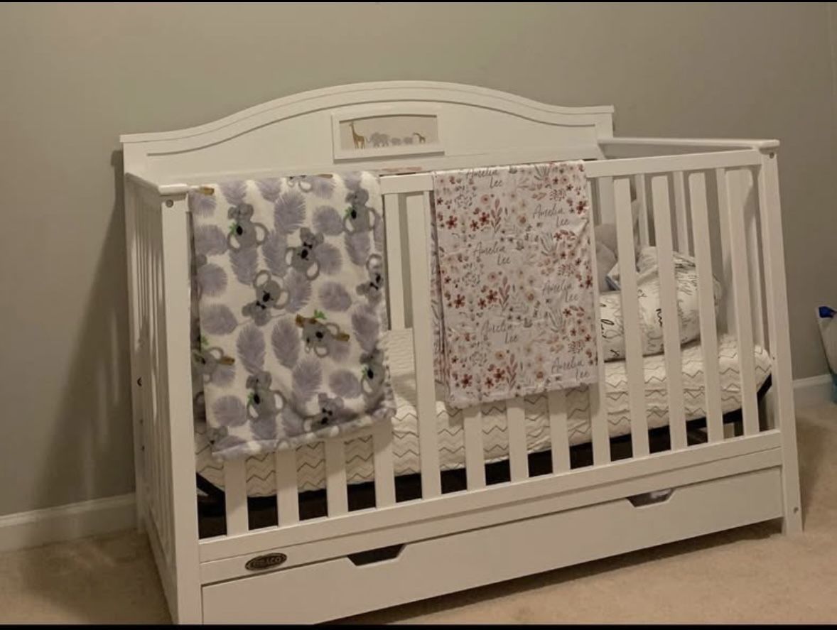 Greco Crib With Mattress