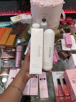 rhode  Glazing Mist Hydrating Face Spray🤍