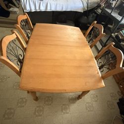 Dinning Table And Chairs