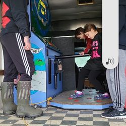 Tortoise in the hair Race Game.