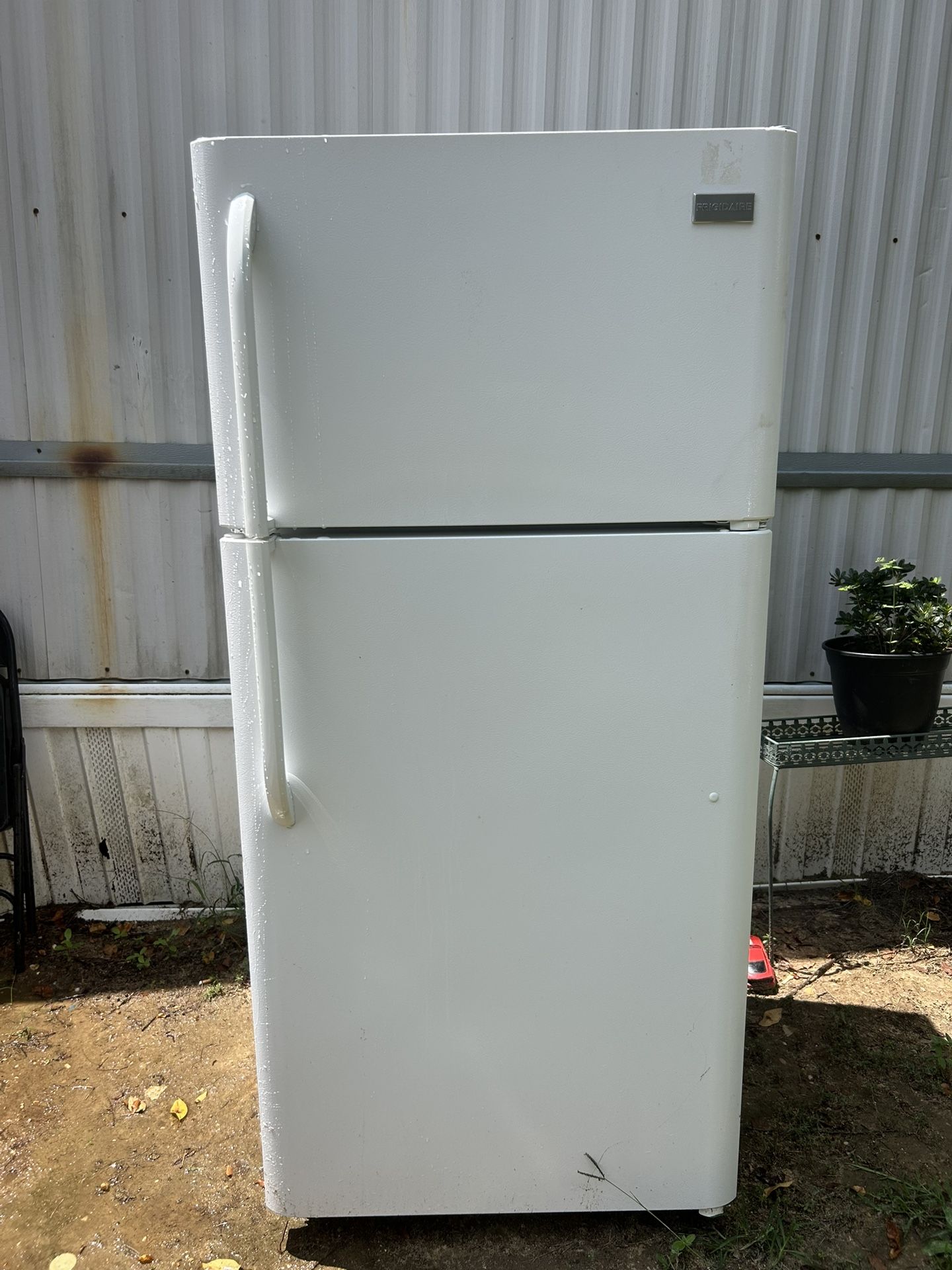 Refrigerator