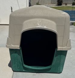 Petmate Large Dog Shelter