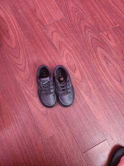 Kids Shoes Size 5c