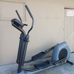 Lifefitness Commercial Elliptical 