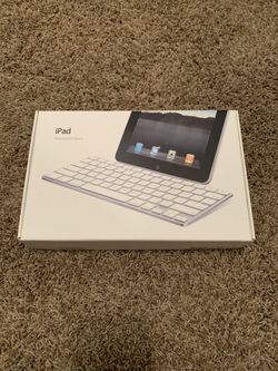 Apple iPad Keyboard Dock