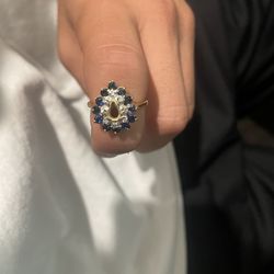 14K Yellow Gold Natural Sapphire & Diamond Cluster Halo ring