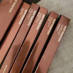 Hour Glass Makeup Brushes.(35each)