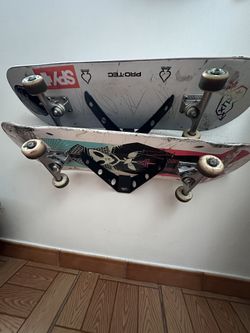 Skates And Skates Wall Holding