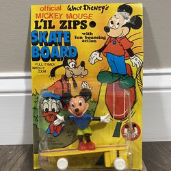 Vintage 1977 Walt Disney's L'IL Zips Mickey Mouse on Skate Board