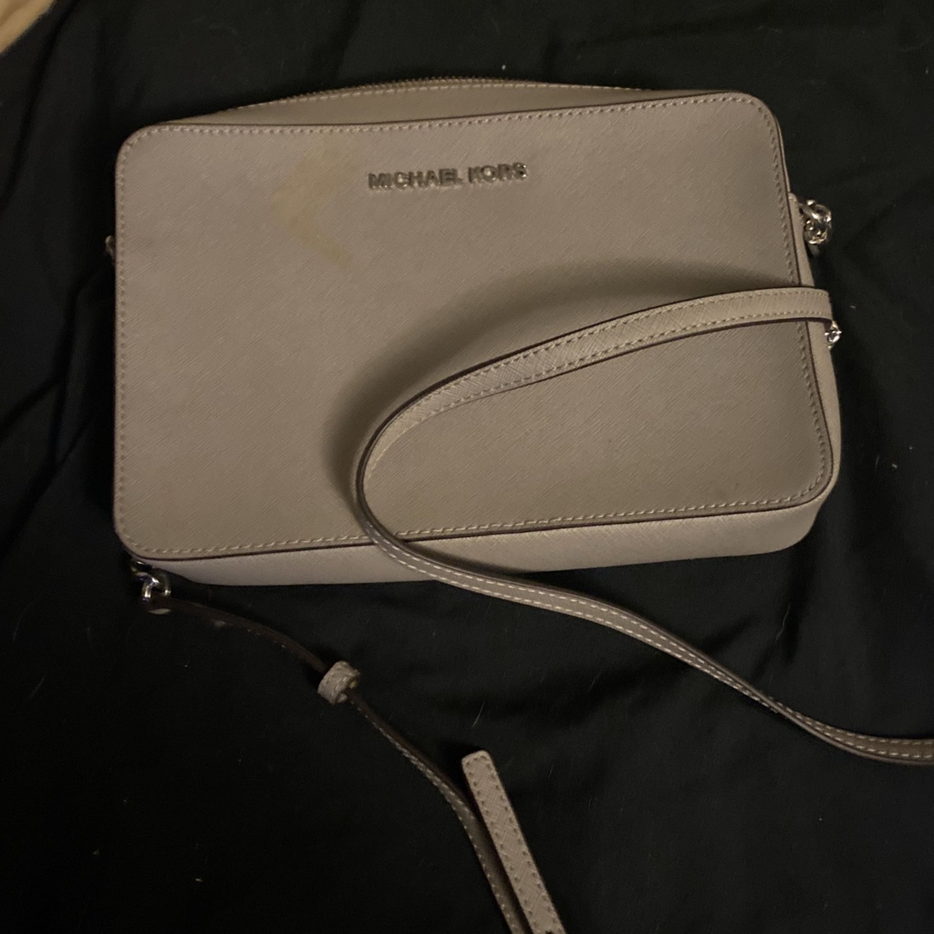 Michael Kors Jet Set Travel Crossbody Bag