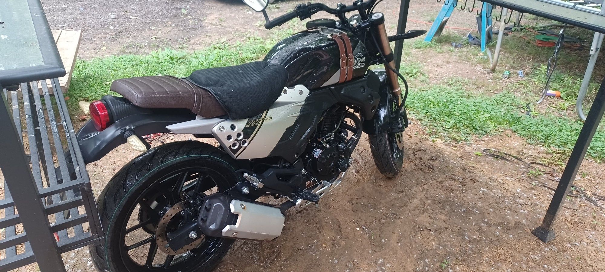 2023 KP Master, it only has 500 miles, a clean title,