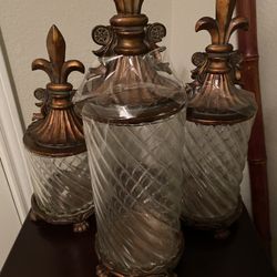 Decorations Different Prices 