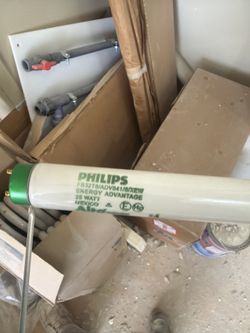 Commercial Fluorescent Bulbs – Philips & CFL Mix (Bulk Lot)