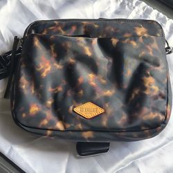 MZ WALLACE Medium Bowery Crossbag