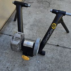Saris Fluid 2 Bike Trainer
