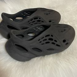 Yeezy Black foam Runners Size 10