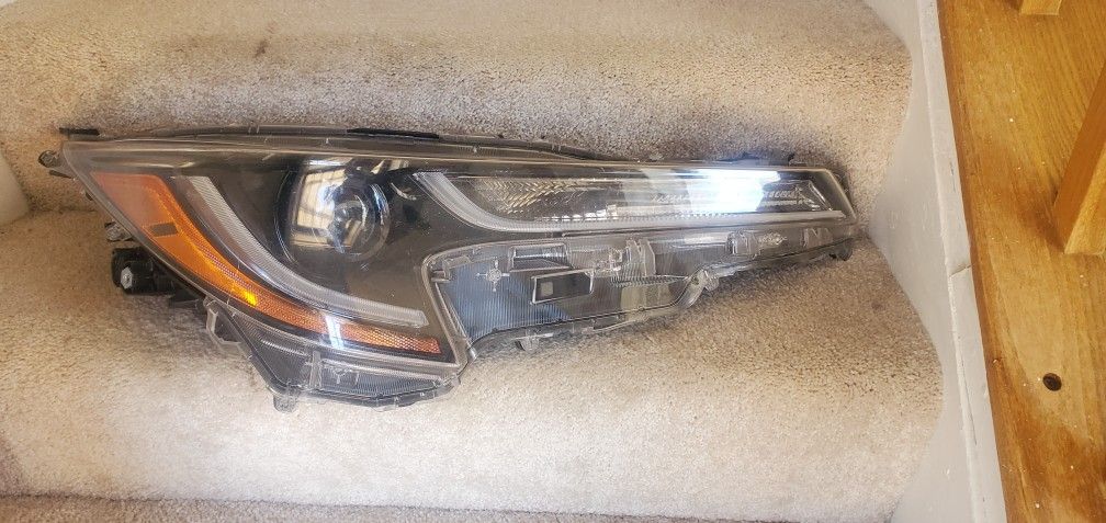 2023 Toyota Corolla Headlight Assembly
