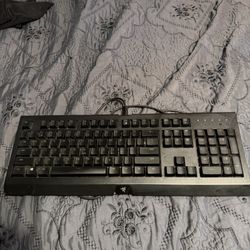 Razer Cynosa Chroma RZ03-0(contact info removed)-R3U1 Wired Keyboard