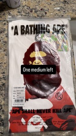 Red bape tee