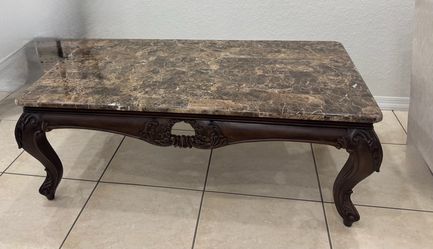 Living room center table