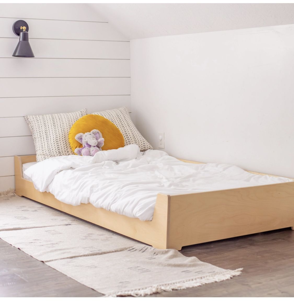 Sprout kids Montessori Twin Floor Bed!