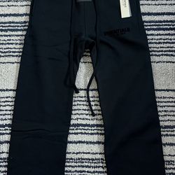 Essential sweats strech limo