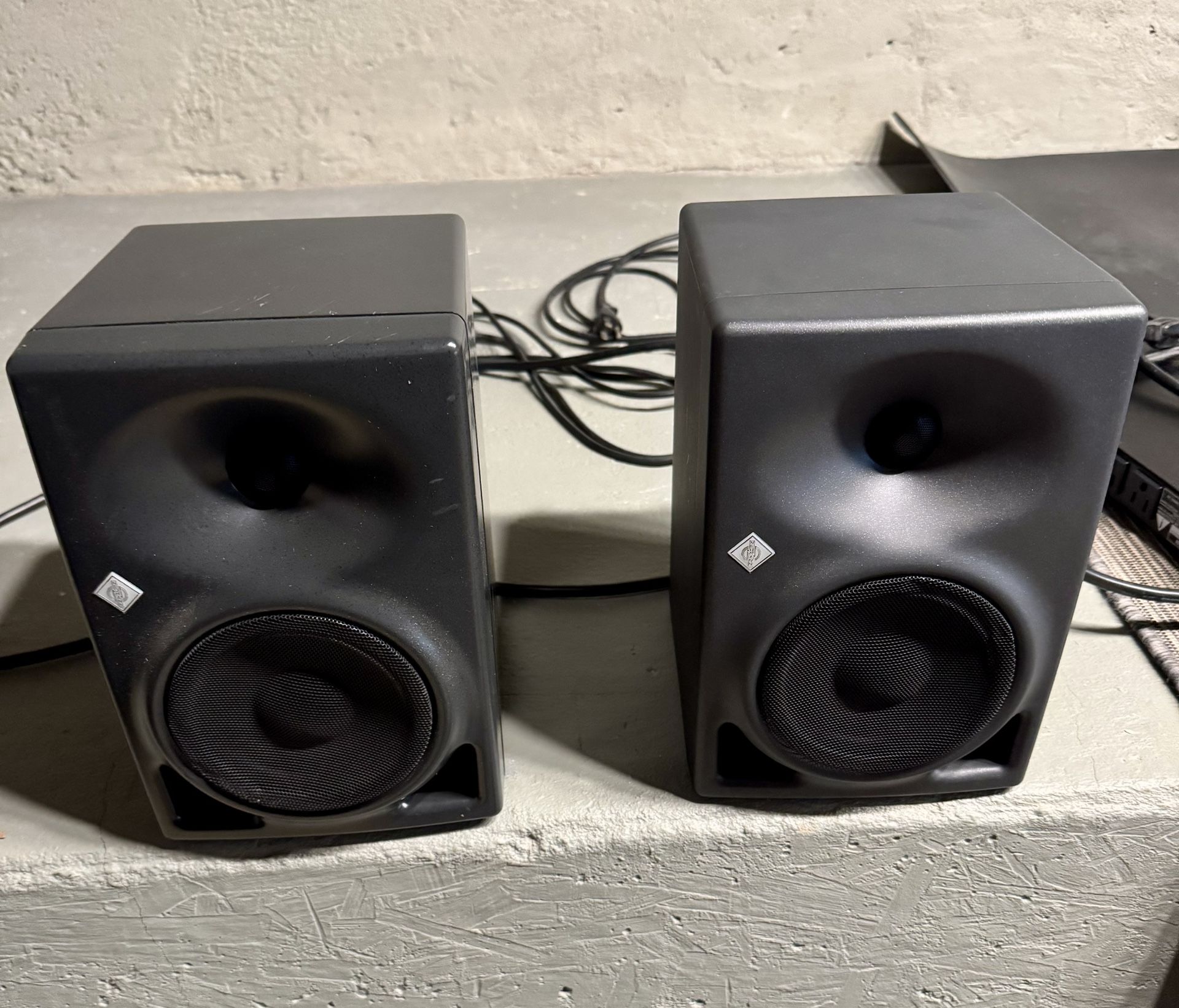 Neumann Kh-120D Studio Monitors