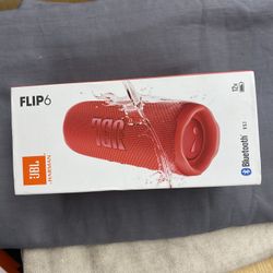 JBL Flip 6 Portable Waterproof Bluetooth Speaker RED. BRAND NEW SEALED