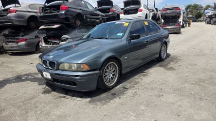 2002 BMW 530I E39 PARTING OUT PARTS FOR SALE PARTES