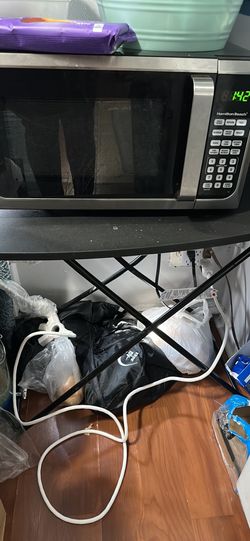 Microwave With Table