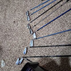 Golf Clubs 